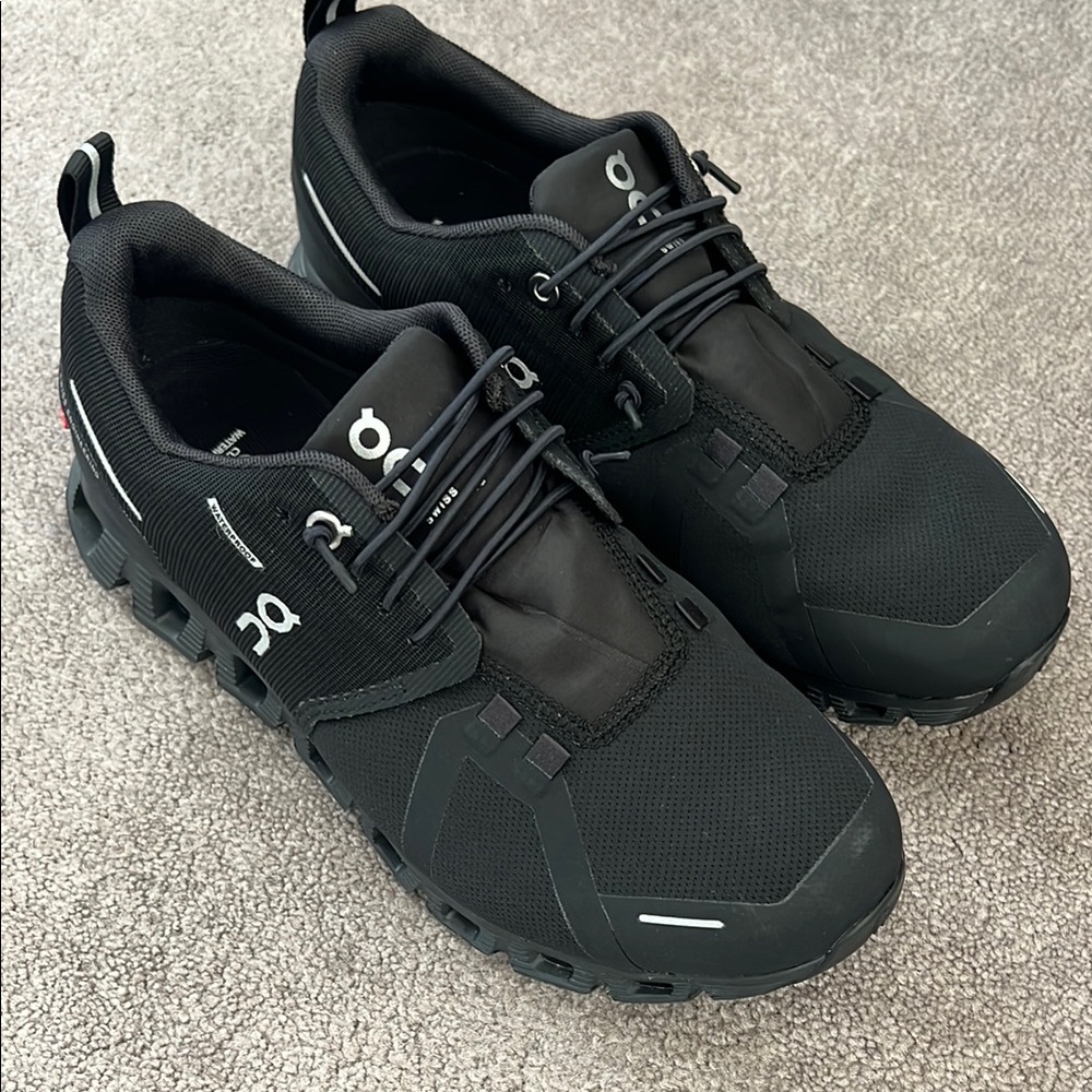 On Cloud 6 Sneaker
